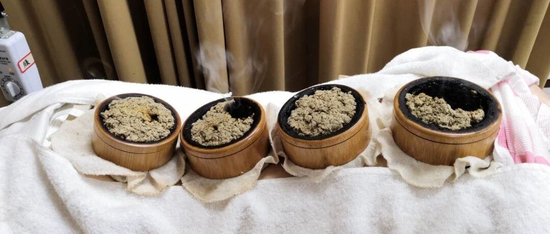 把握三伏天艾灸时机，“ 扶阳益气 防治新冠 ” 效果更胜一筹！