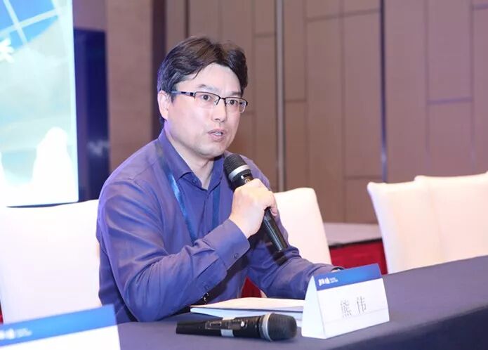 中国法学会财税法学研究会常务副会长,武汉大学熊伟教授