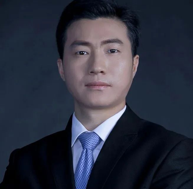 李富华-形象照.jpg
