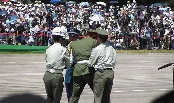 閱兵儀式年年有嗎_過(guò)年大閱兵_大閱兵幾年舉行一次