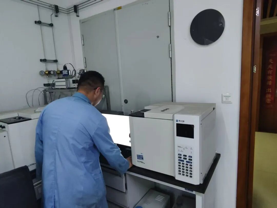 中科院福建物構所：福立氣相色譜操作便捷，數據處理簡單，故障率低