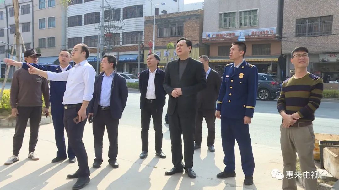 肖辉生一行先后深入惠城镇,东陇镇,隆江镇,神泉镇,前詹镇,听取相关