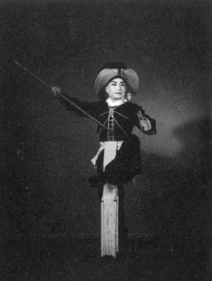 近代著名小生叶盛兰《石秀探庄》剧照