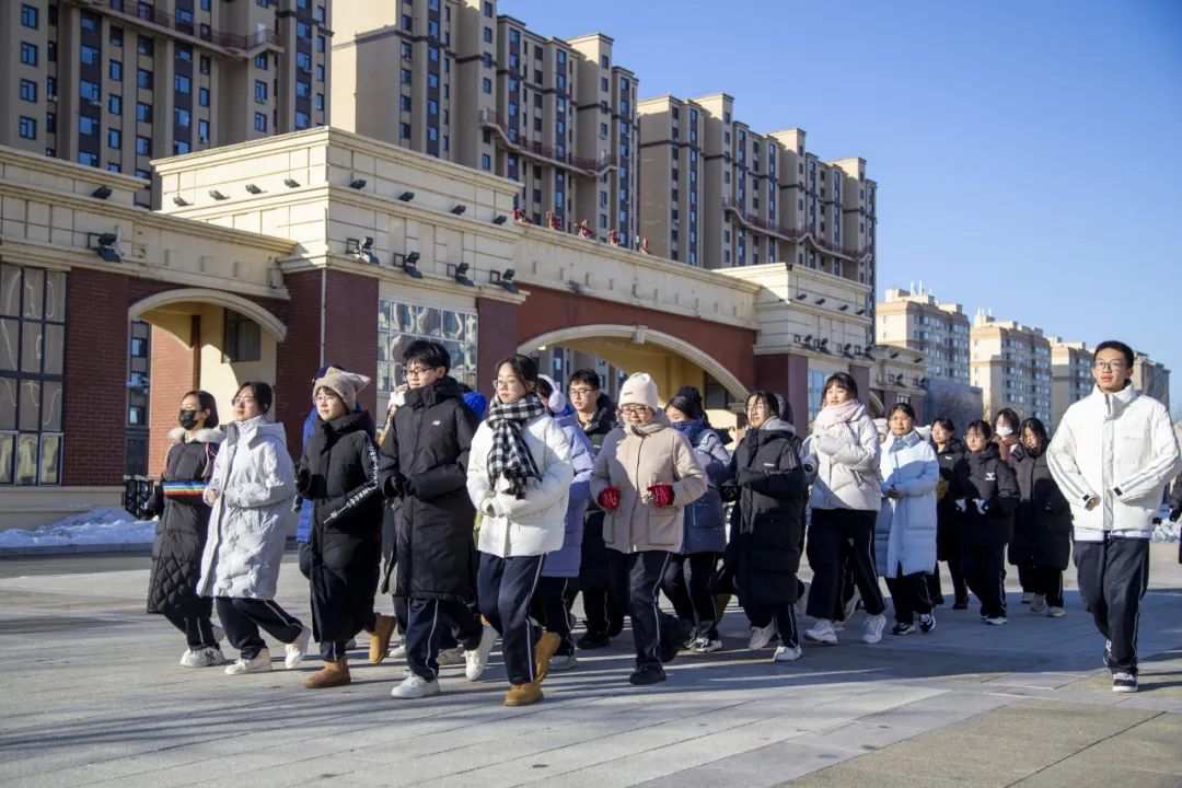 大庆中学排名_大庆第四中学_大庆中学开学时间表