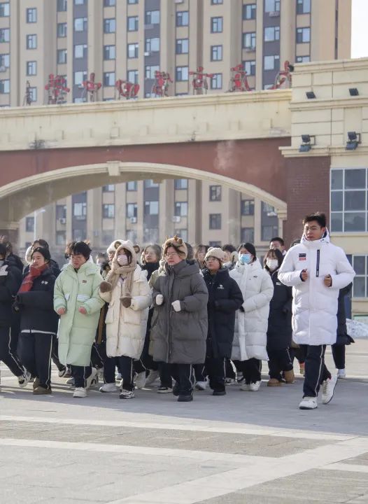 大庆中学排名_大庆中学开学时间表_大庆第四中学