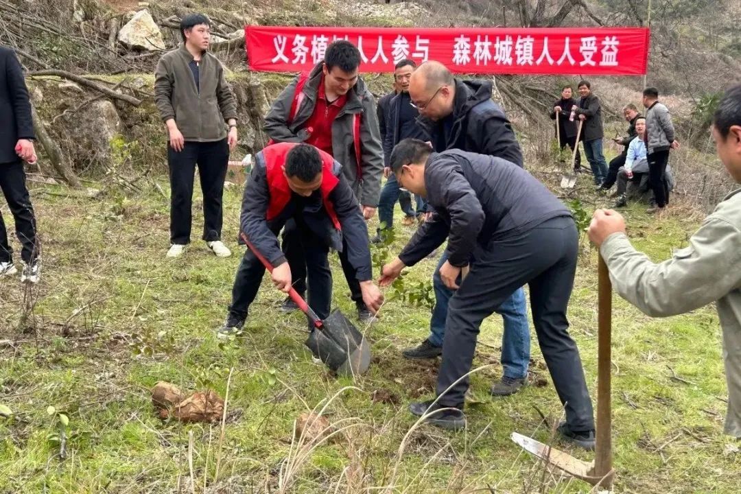 兴山县古夫镇书记图片