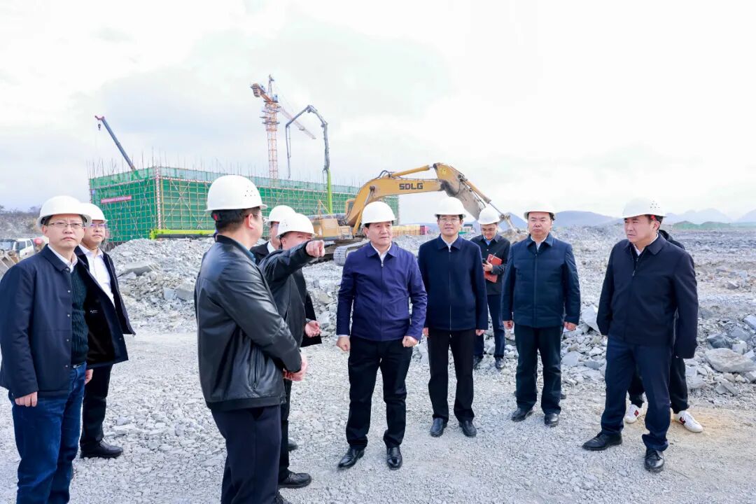 杨昌鹏尹恒斌调研贵州航空产业城项目建设情况(图2)