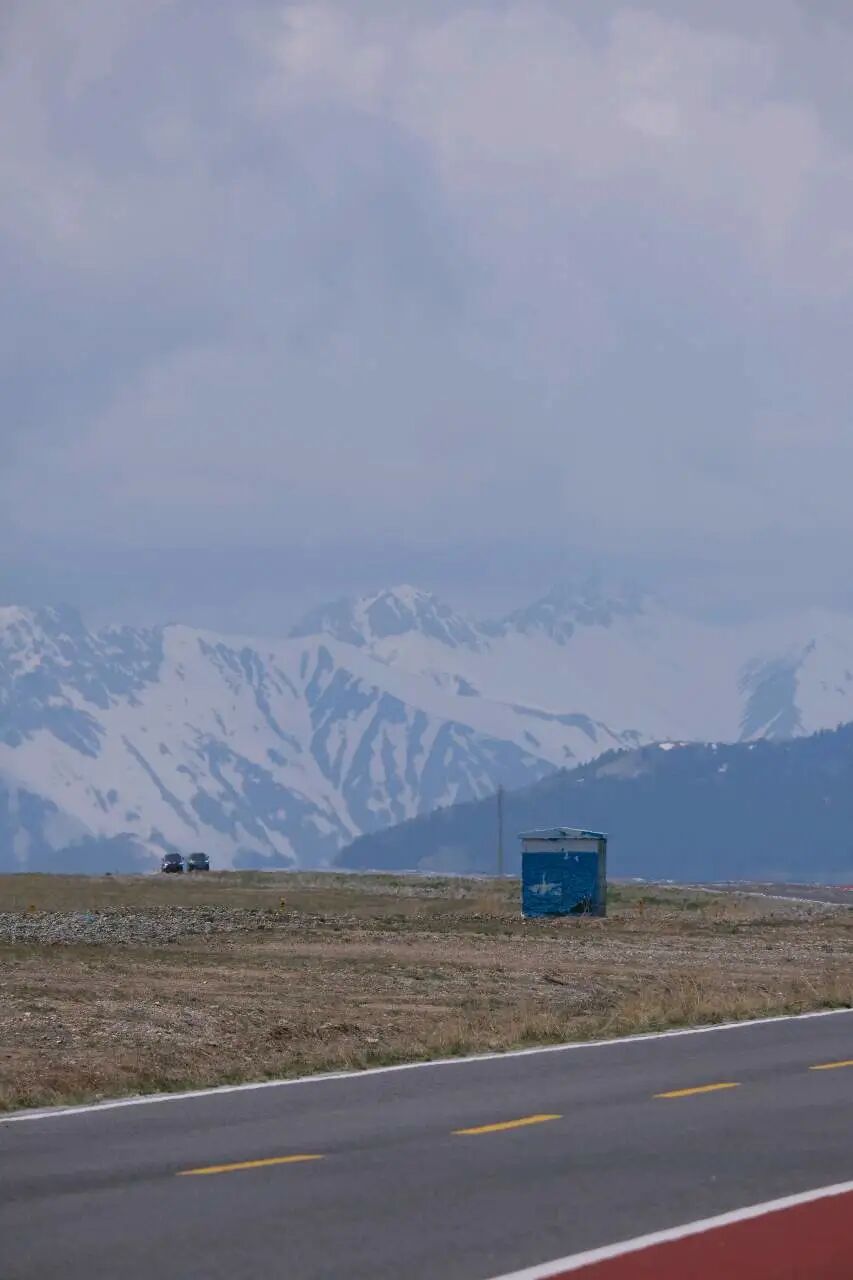 伊犁必去的十大景点_伊犁旅游必去的地方_伊犁必去景点