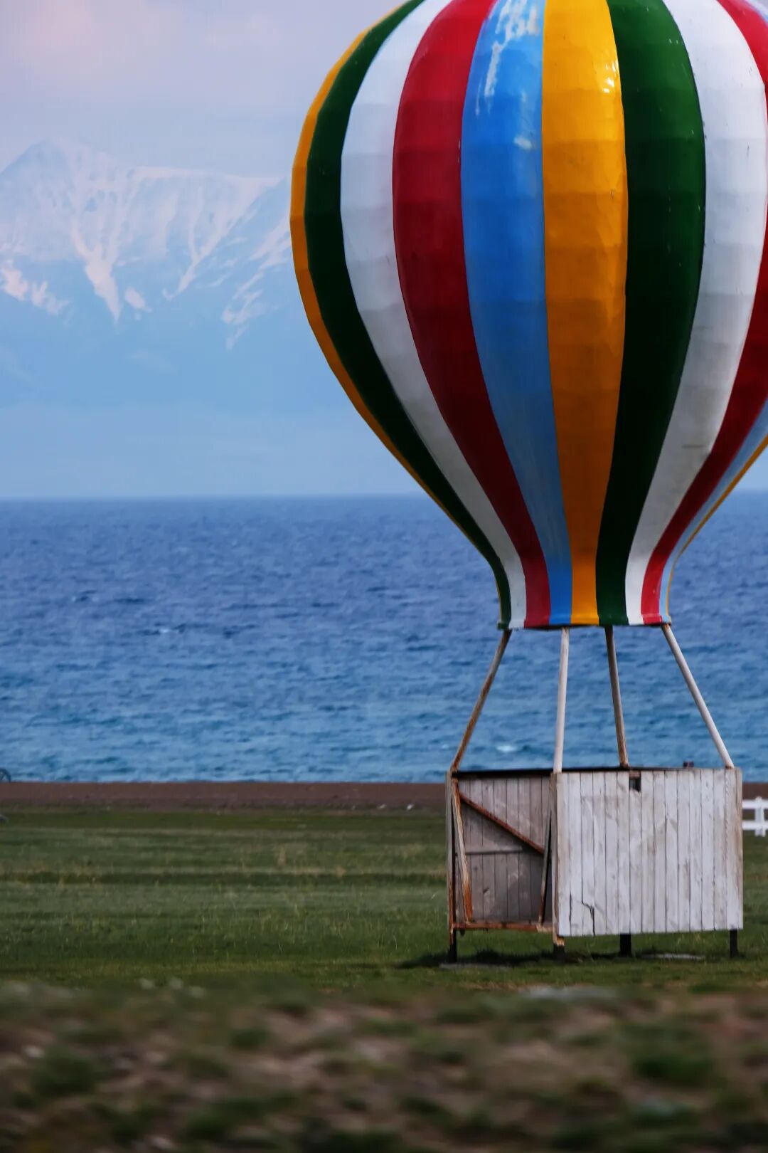 伊犁旅游必去的地方_伊犁必去的十大景点_伊犁必去景点