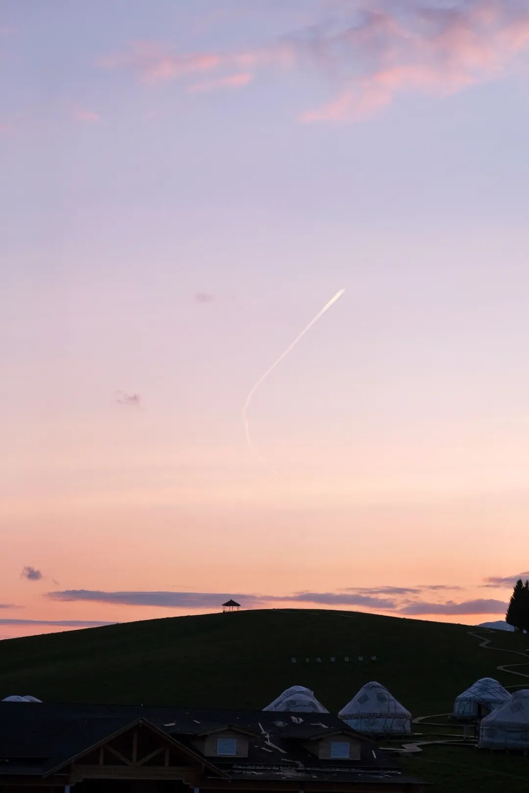 伊犁必去景点_伊犁旅游必去的地方_伊犁必去的十大景点