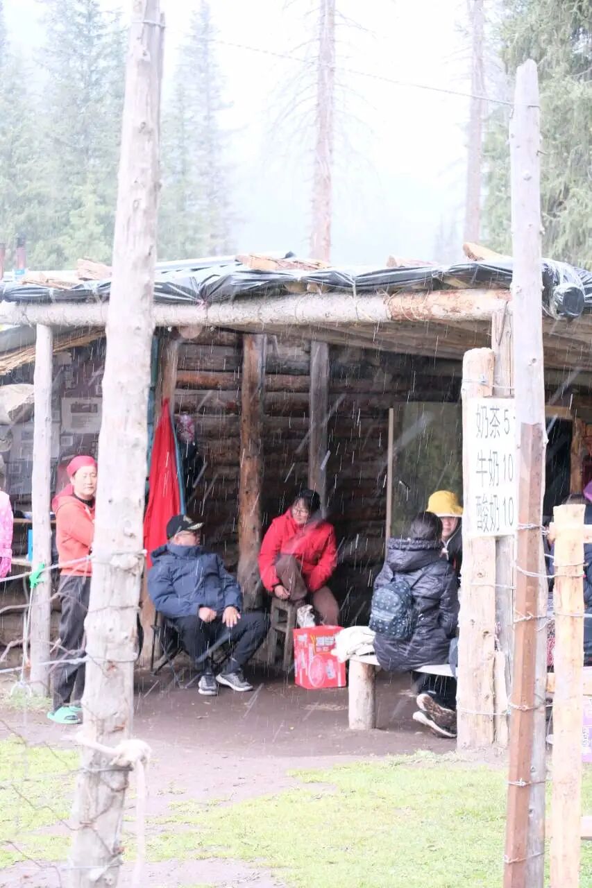 伊犁必去的十大景点_伊犁必去景点_伊犁旅游必去的地方