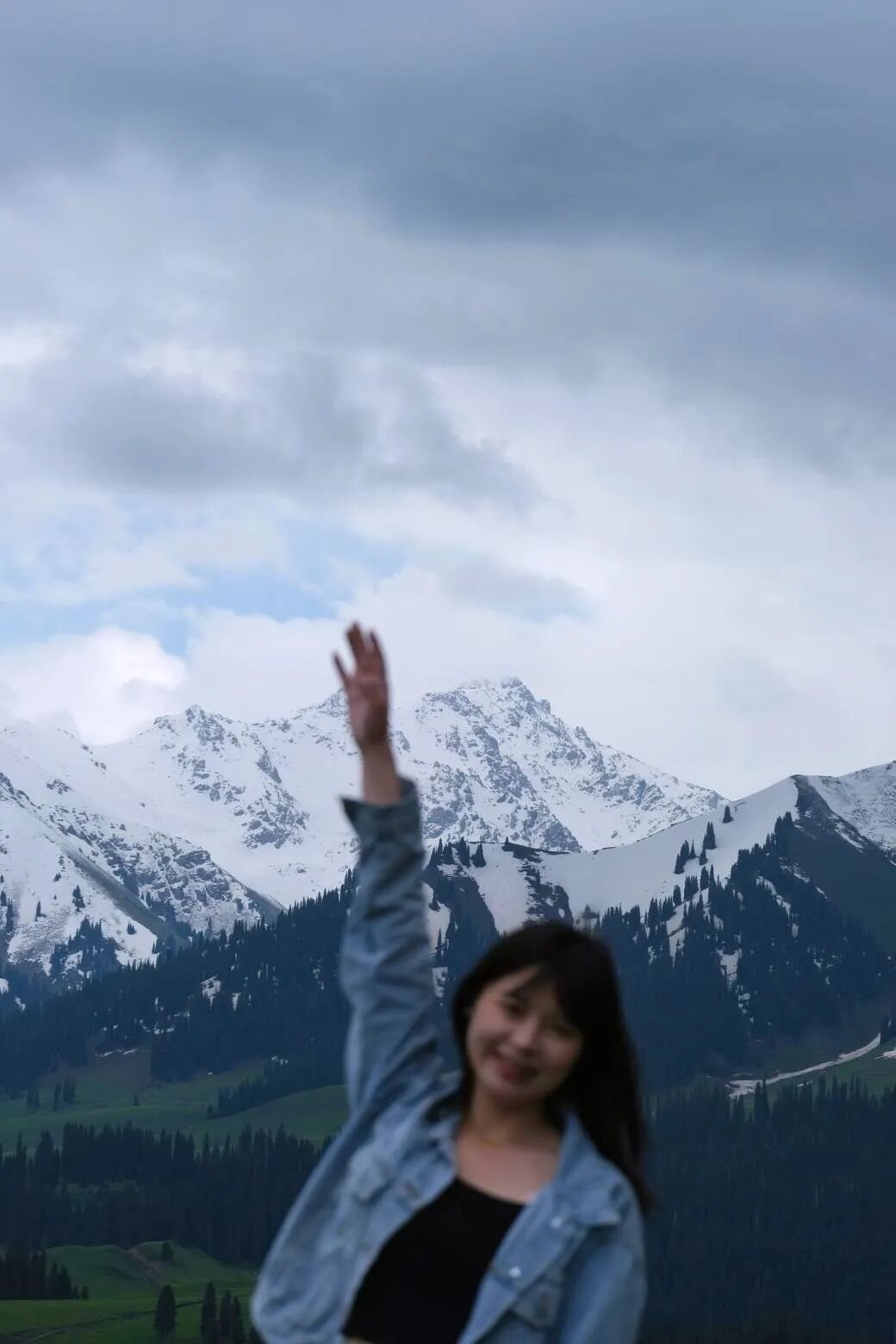 伊犁必去的十大景点_伊犁必去景点_伊犁旅游必去的地方