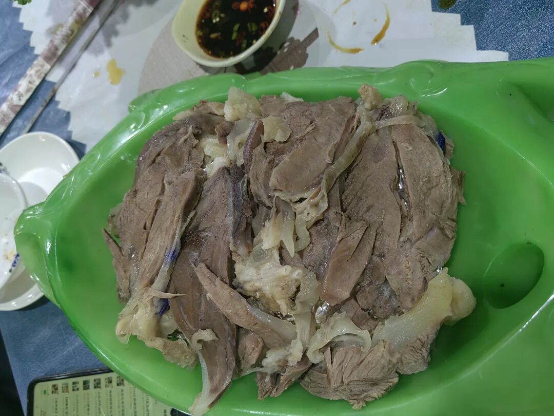 伊犁旅游必去的地方_伊犁必去的十大景点_伊犁必去景点