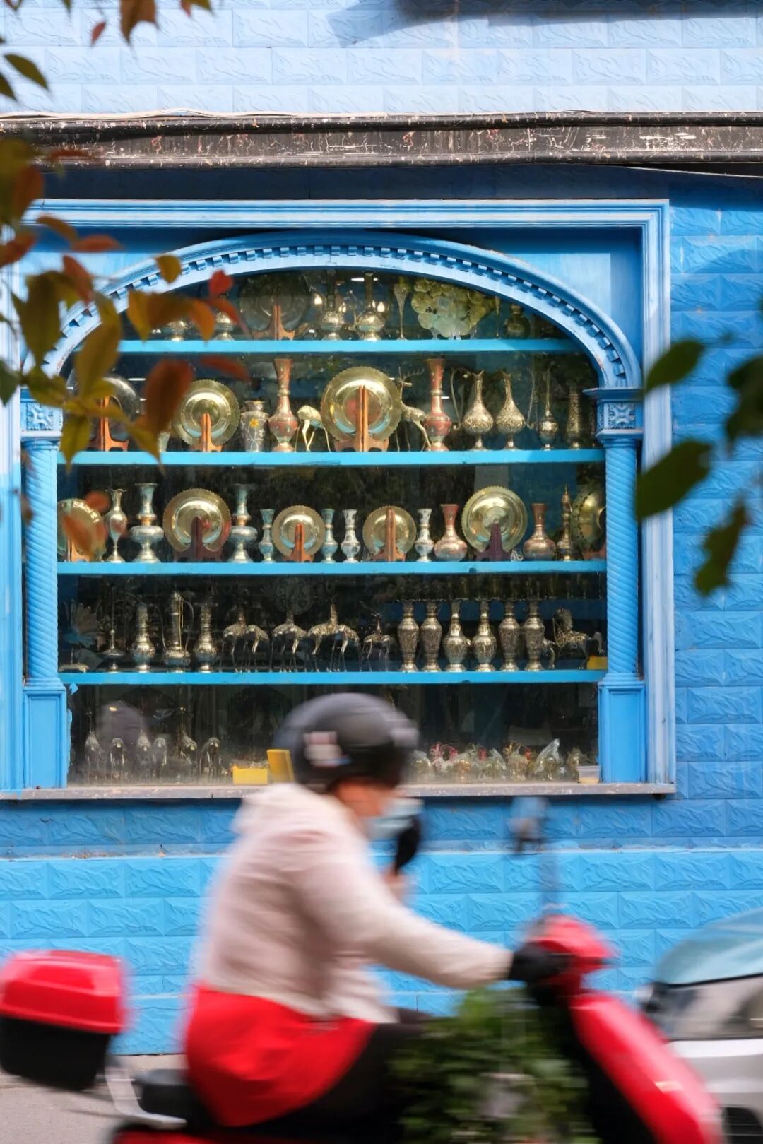 伊犁必去景点_伊犁旅游必去的地方_伊犁必去的十大景点