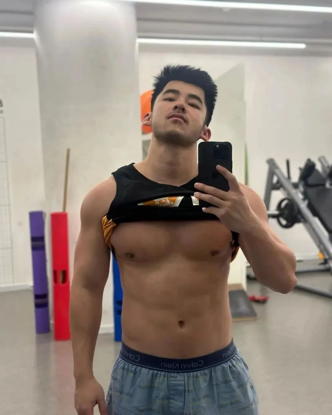 天呐！桥诘圣开了推特账号，没想到他居然是1...