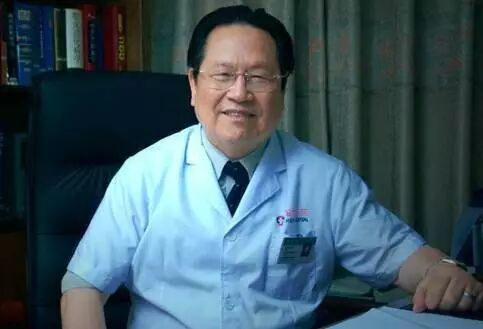 黑茶早听：肿瘤医院院长患癌后绝不化疗！康复后分享5句大实话