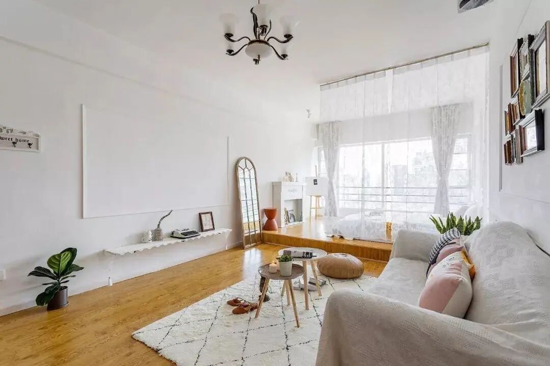 45㎡简约公寓，客厅投影仪太赞了，小户型完全不输豪宅