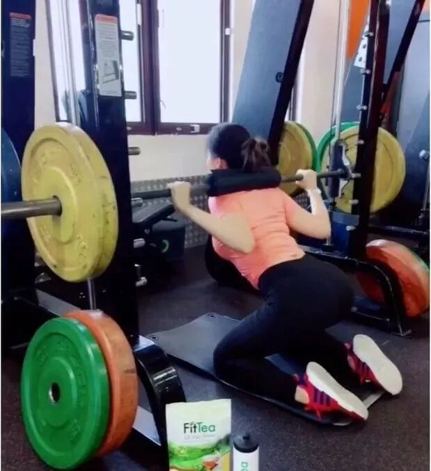 【美女】华裔女博士健身后，完美身材让直男看疯了...（组图） - 17