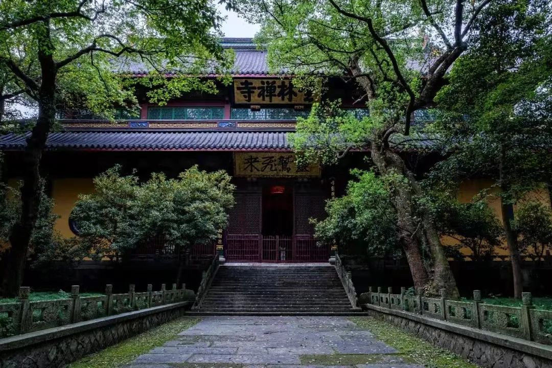 通启｜杭州灵隐寺2022年水陆法会延期举行