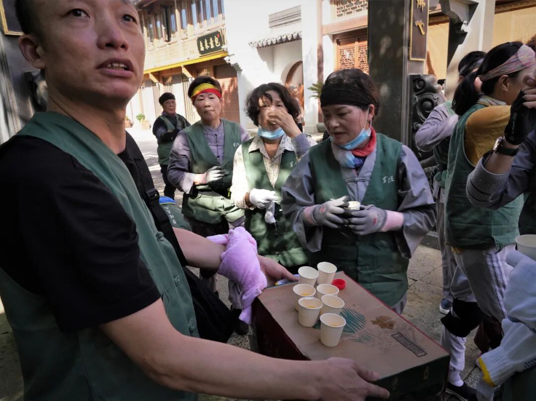 杭州灵隐寺方丈光泉大和尚领众朝礼普陀山观世音菩萨道场