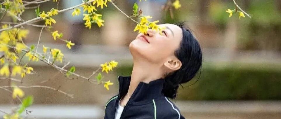 她又在演中年爱情玛丽苏？