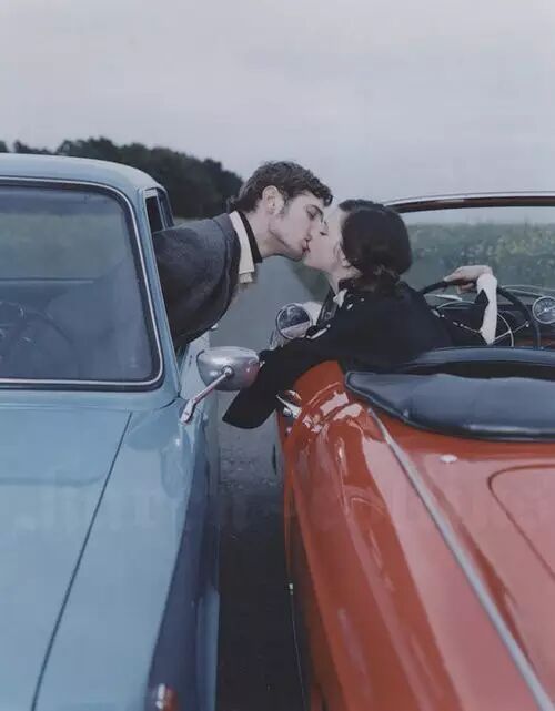 林丹出轨了:男人出轨,该劝女人离婚吗?