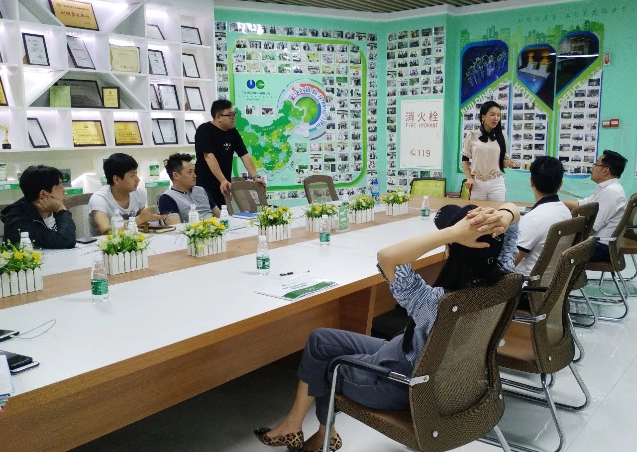醫生是給人看病的，優吸是給房看病的