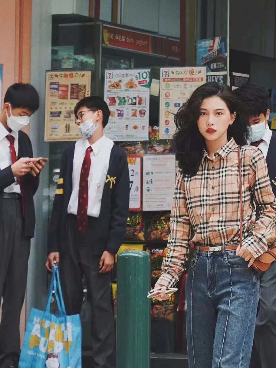 2021年6月12日懂懂日记《厕所里竟然有纸》摘录