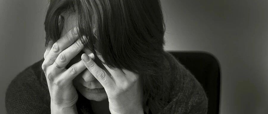 17岁女高中生坠楼身亡！父亲：最后悔的是花200万送孩子上这所国际学校