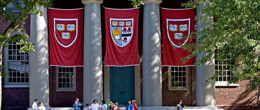 怒斩斩获哈佛和耶鲁名校offer, 她的爬藤经历不一般...