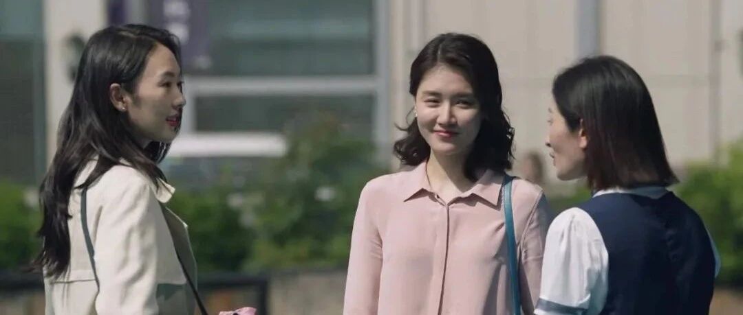 在香港“鸡娃”是种怎样的体验？一年花掉100万，光英语私教就请了仨....