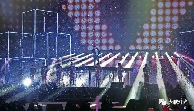 灯光歌曲歌词_大歌灯光_灯光歌曲原唱中文