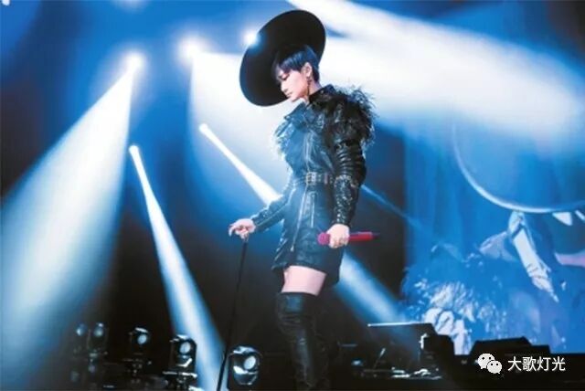 灯光演唱_大歌灯光_灯光歌曲歌词