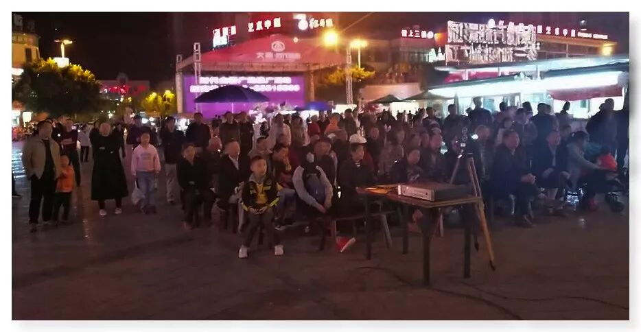 农村老电影_老农村电影美女剪长发_古董 农村老衣服