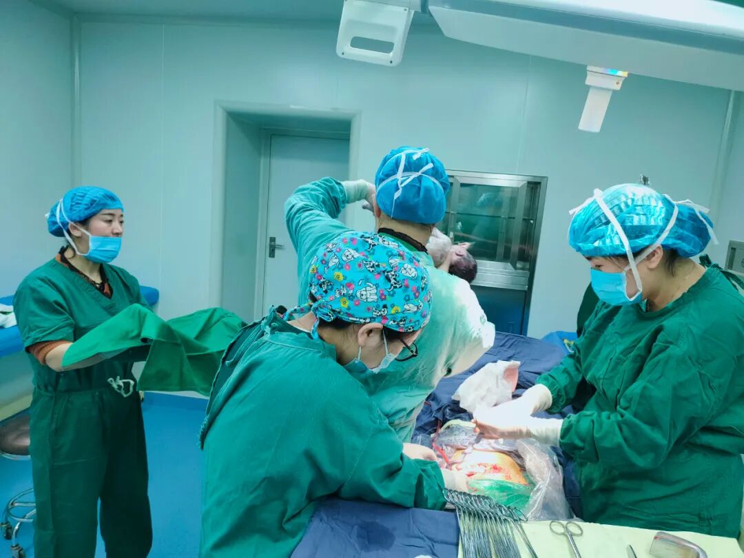 什么叫无影灯走进手术室，你看见了什么？_https://www.jmylbn.com_新闻资讯_第26张