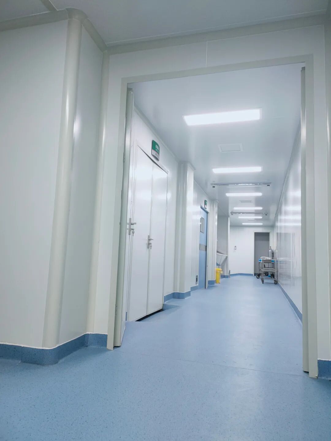 什么叫无影灯走进手术室，你看见了什么？_https://www.jmylbn.com_新闻资讯_第6张