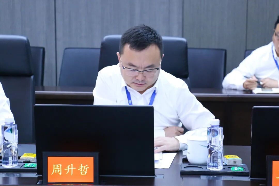 以奋斗者为本心得体会_大独载者落难记_人民网深入讨论