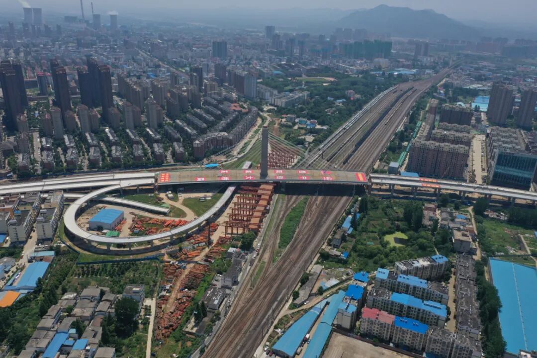 斜拉桥图片_东风145桥拉多少_王尹桥倾雁齿斜