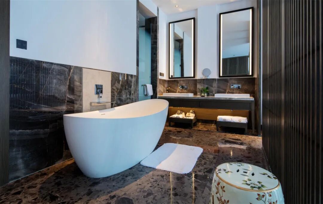 �����ڽ���С�ǵ��ؾ������������ԣ����л���һ���ٲ���