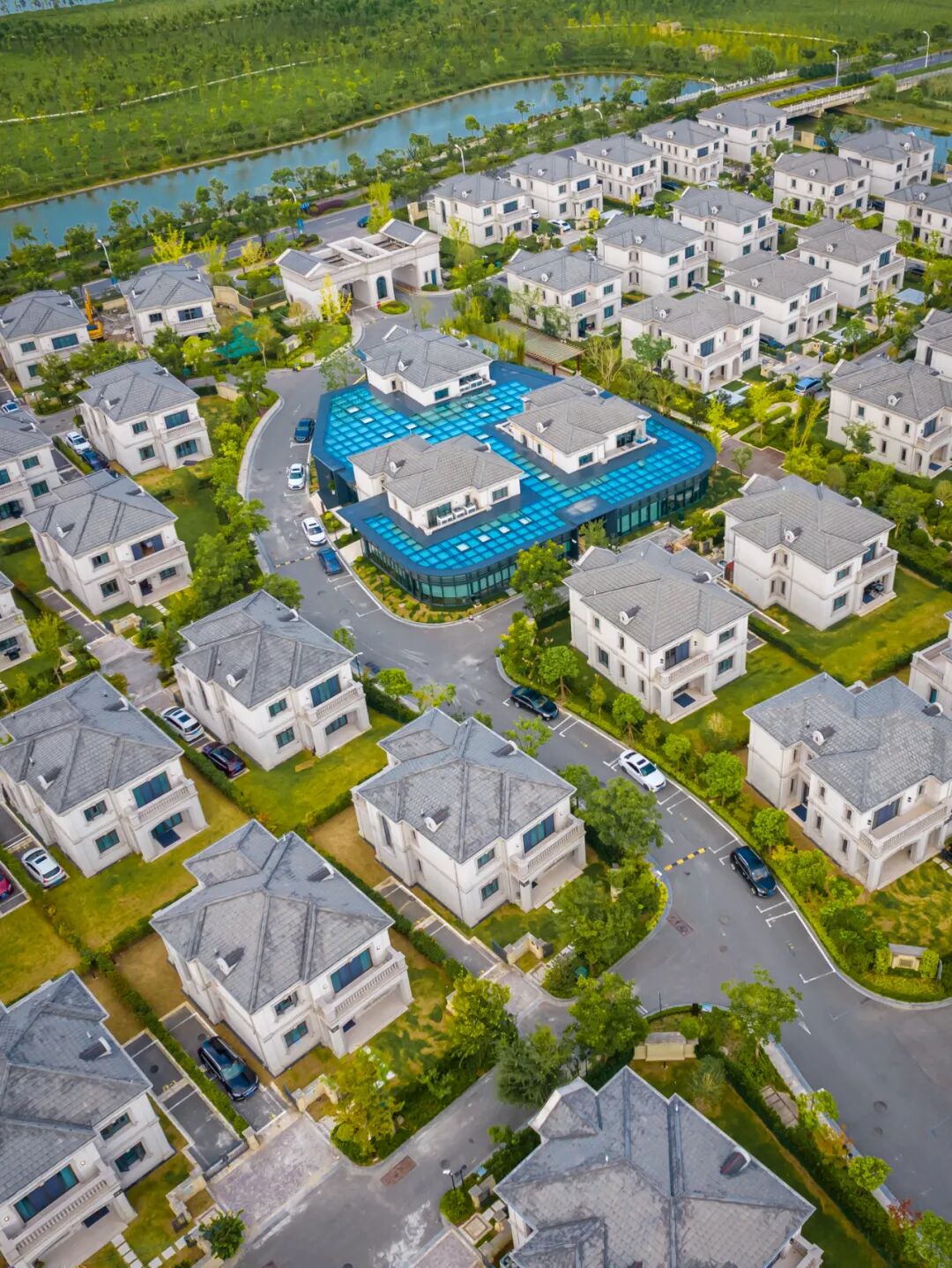 �˾�300+�а�ħ�����Ա������������������ĩ�ɶԿ񻶣�