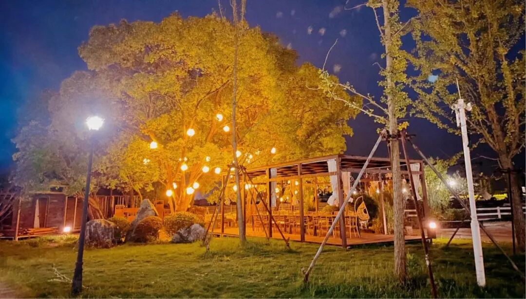 ħ���ܱߵ��ؾ�¶Ӫ�أ������տ��������Ӱ��ȫ�����