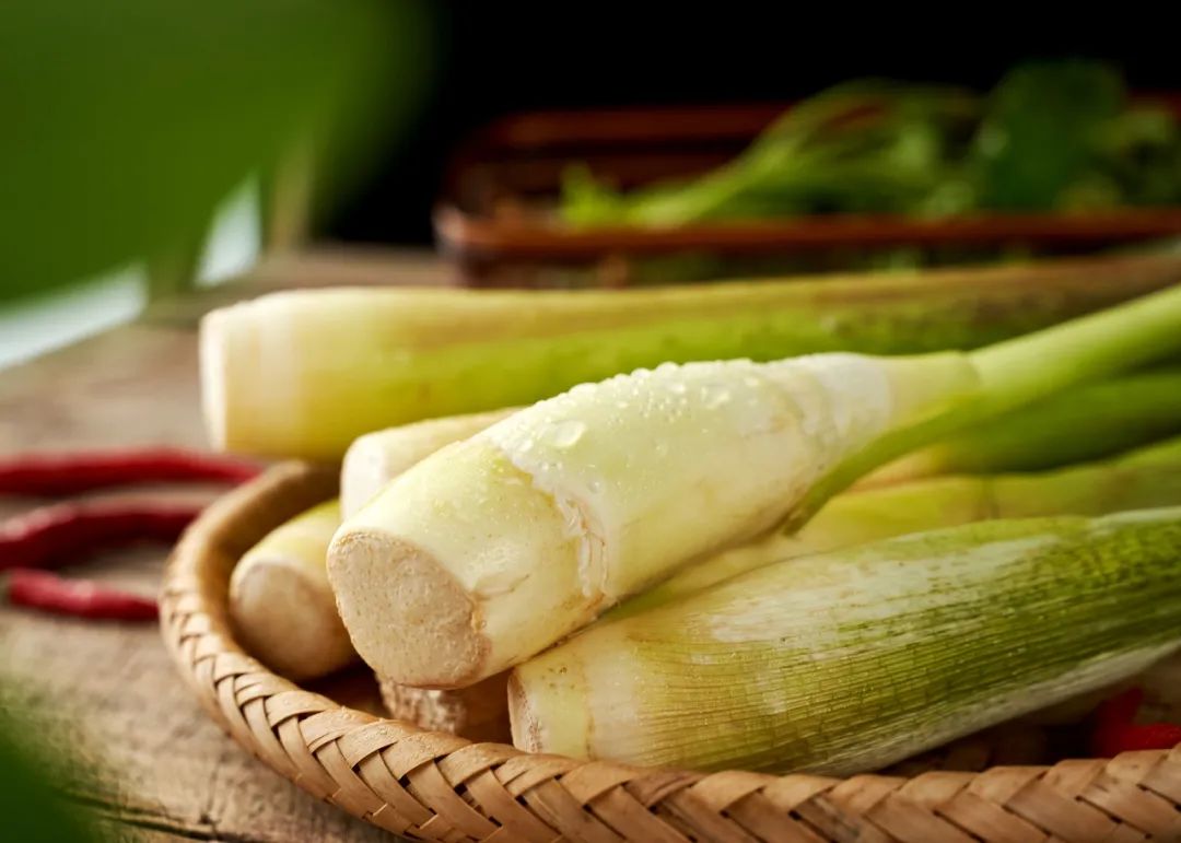 这5种蔬菜别生吃，小心感染寄生虫！一招教你正确清洗蔬菜→