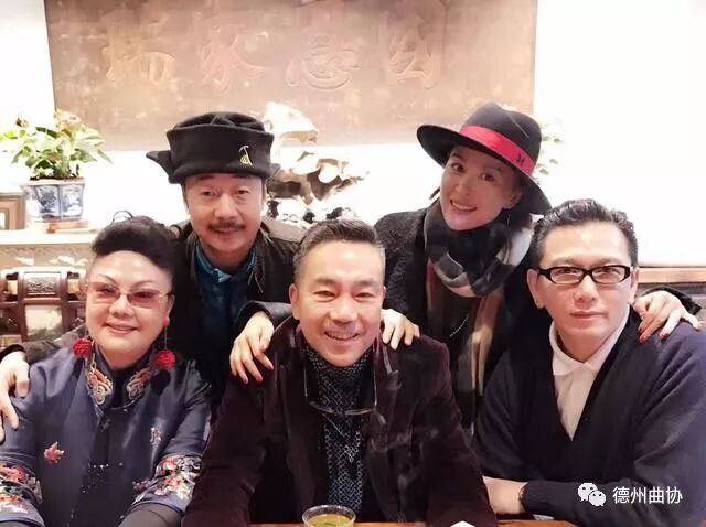 杨议背后的女人