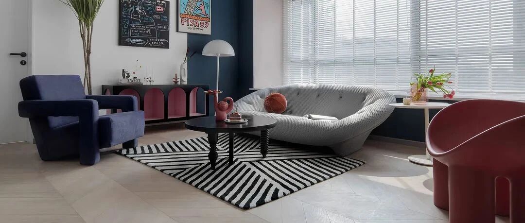 像多啦A梦充满想象的90㎡家，隐藏任意门让空间自由开阔