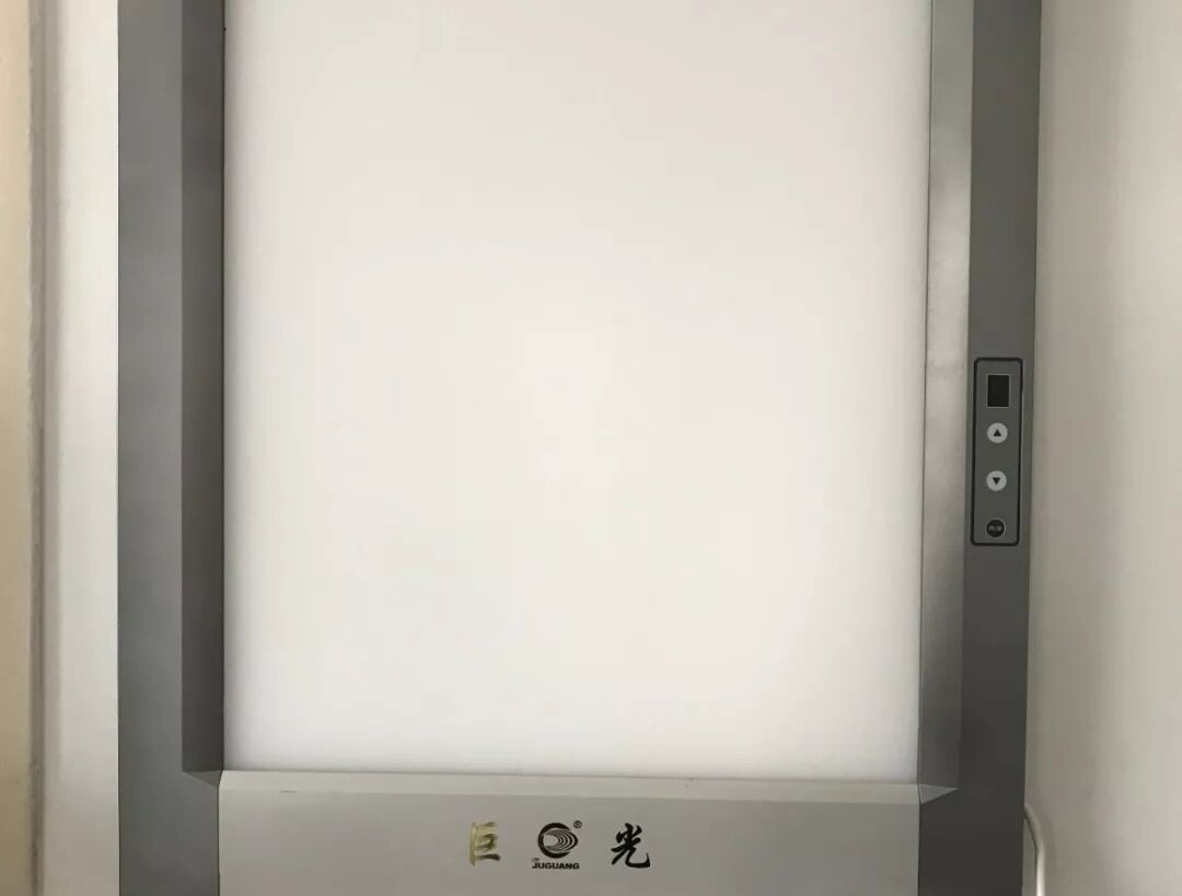 医用阅片灯是什么专业科普！简单又实用的X线片翻拍技术，我只偷偷告诉你_https://www.jmylbn.com_新闻资讯_第10张