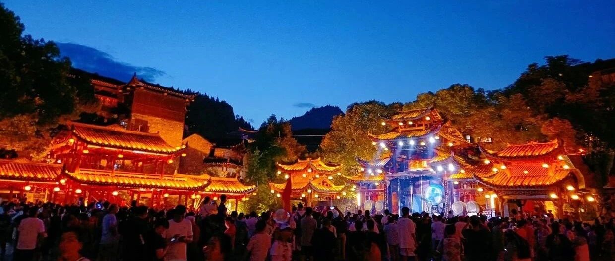 以史为鉴坚守底线