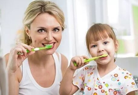 喝奶，却喝出一口烂牙？这位“乳牙杀手”要警惕！