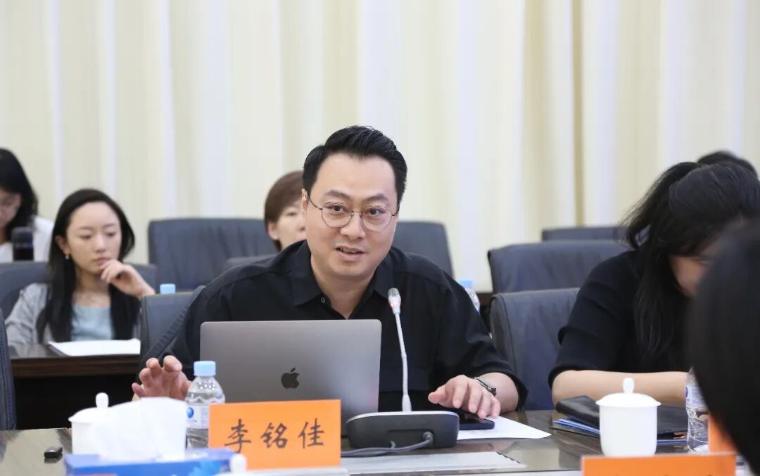 文学撰稿徐琤蕊,执行制作人赵洁楠,作曲吕亮介绍了《如梦令》创排情况