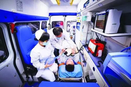 导尿包多少钱警车、消防车都是免费，为什么救护车不是免费的？叫一次要多少钱？_https://www.jmylbn.com_品牌排行榜_第5张