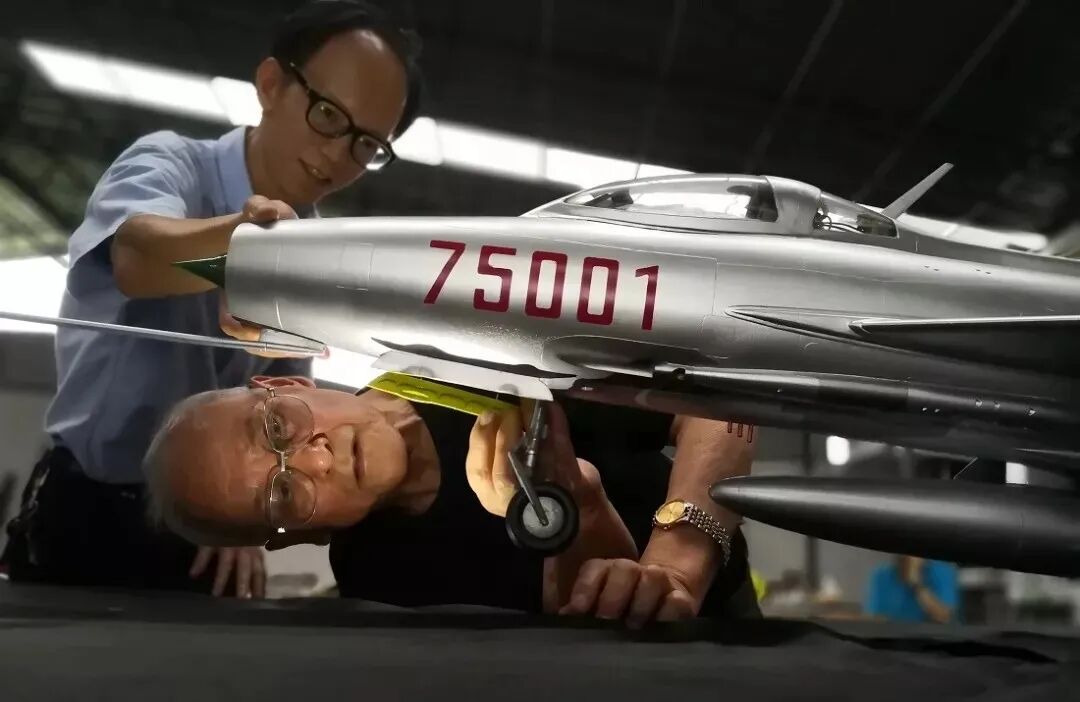 航空模型制作手工_航空模型制作教程_航空模型制作